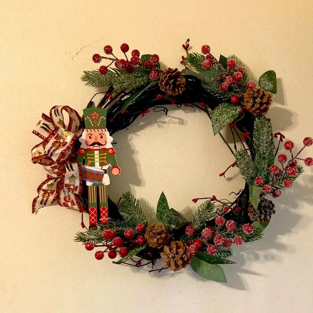 🎄HOST PICK Festive Nutcracker Holiday Wreath